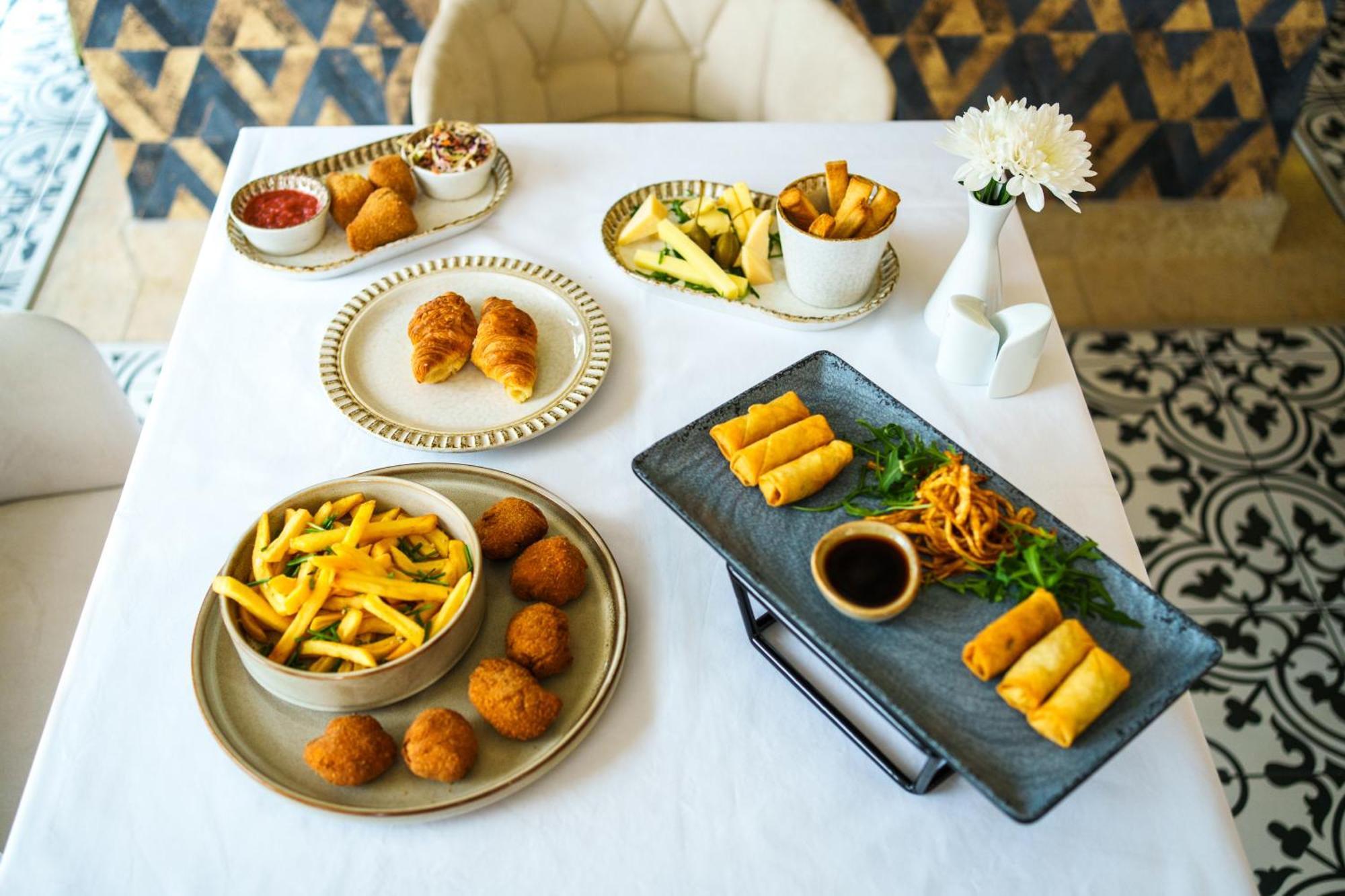 Hotel Monogram Park รูมา ภายนอก รูปภาพ