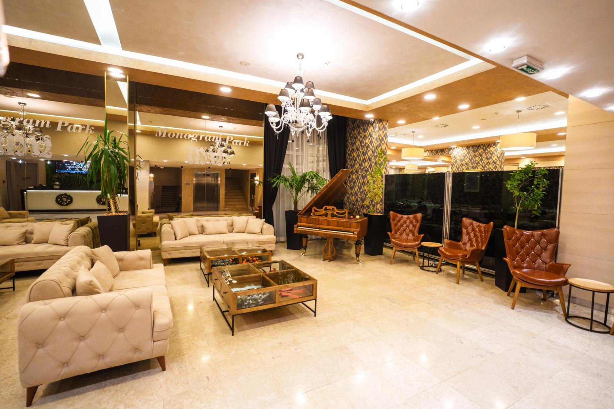 Hotel Monogram Park รูมา ภายนอก รูปภาพ